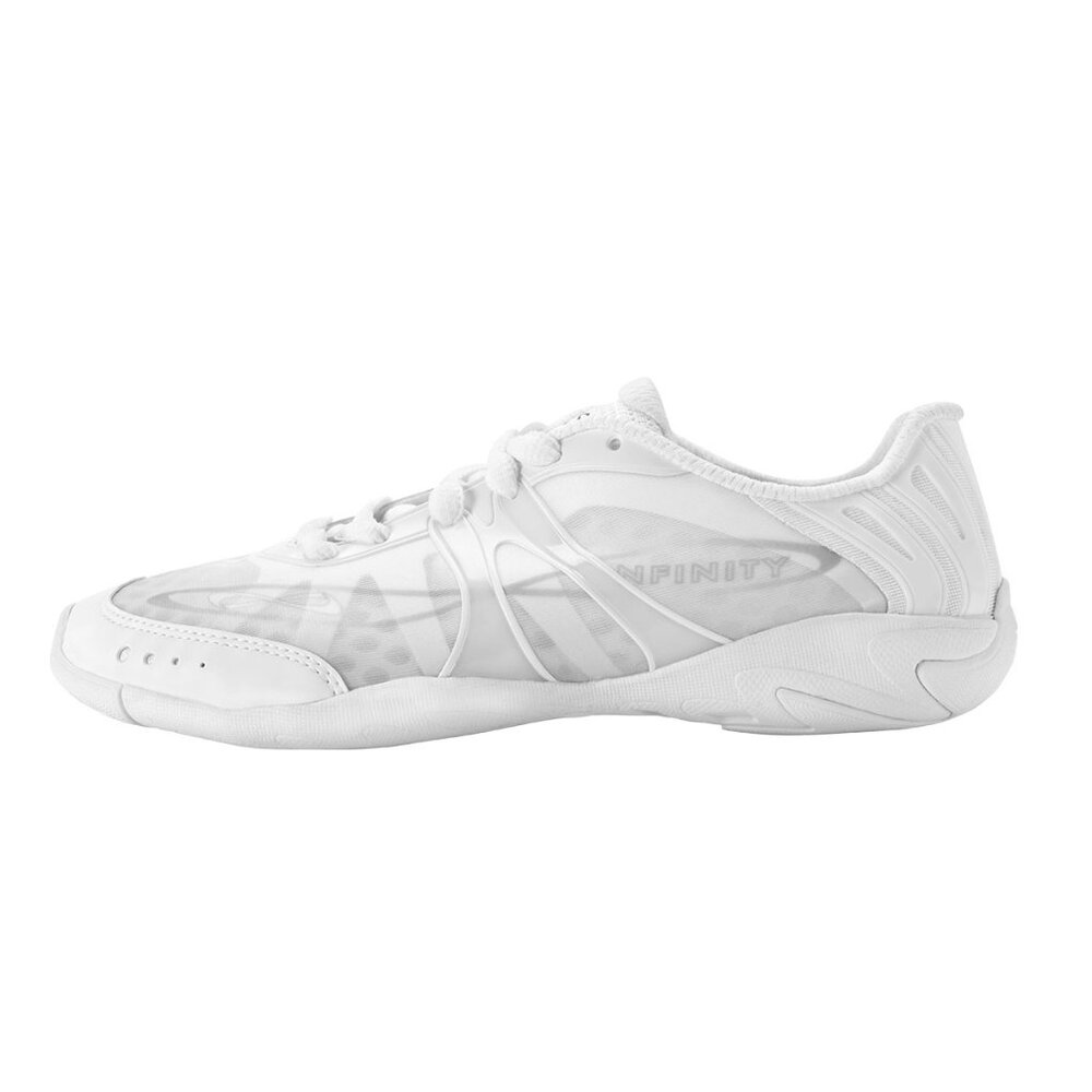 NFINITY VENGEANCE CHEER SHOES White Girls size 7* New with Tags